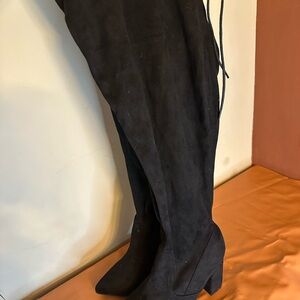 Black Over-the-Knee Women's Boots
